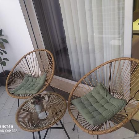 Luxury Condo In Tiranë Ngoại thất bức ảnh