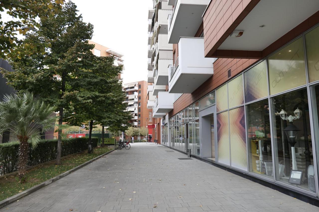 Luxury Condo In Tiranë Ngoại thất bức ảnh