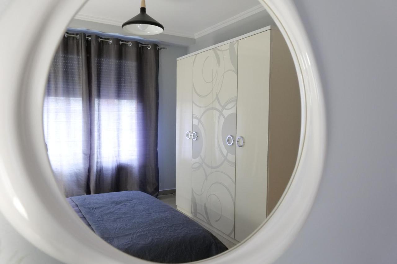 Luxury Condo In Tiranë Ngoại thất bức ảnh